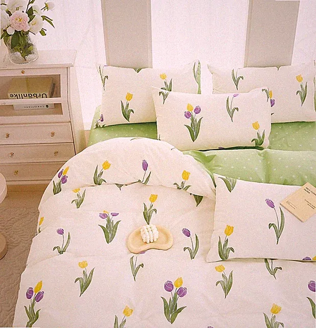 Amy Tulip Farmhouse White Purple 100% Cotton Reversible Comforter Set Queen