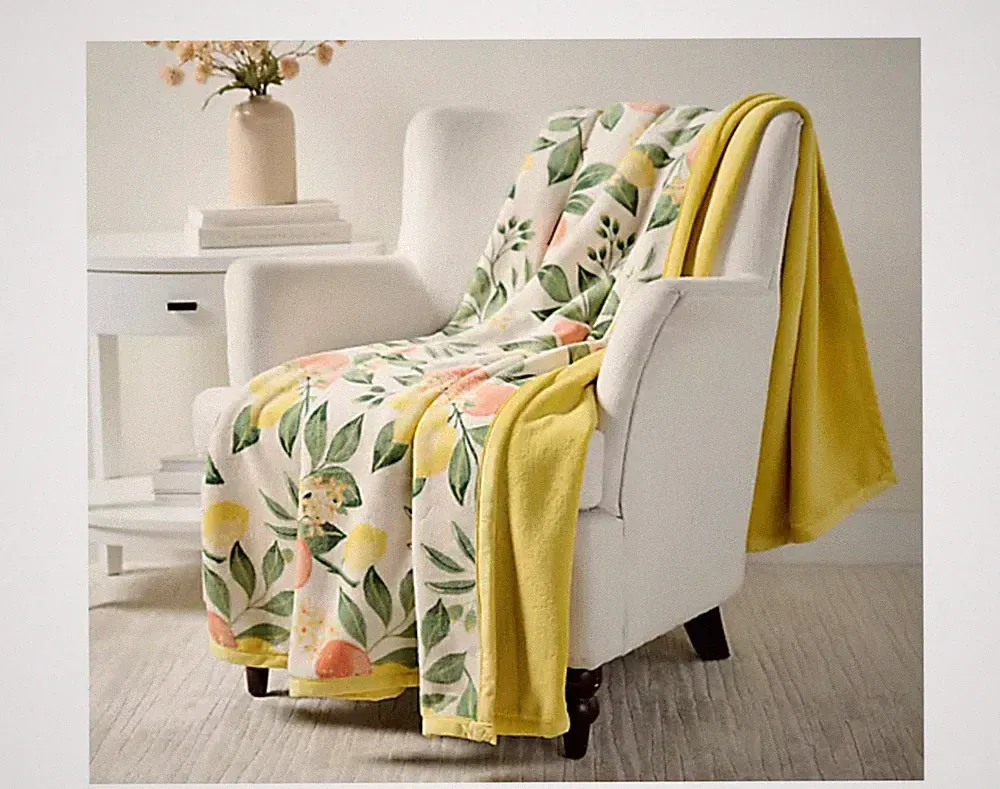 Home Reflections Spring Plush 60 X 80 Throw