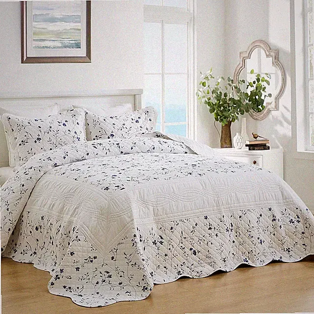 Oversized California King Bedspread Set, Floral Reversible 3-Piece Cotton Quilt