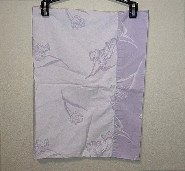 Pastel Violet Purple Tulips Pattern Cotton STANDARD Pillowcases Set Of 2