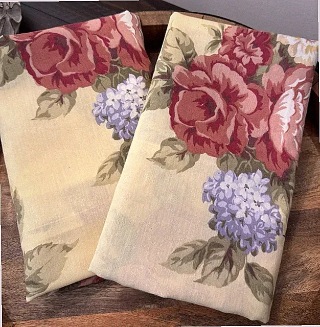 Set/2 Shams Vintage Springs STANDARD Yellow Floral 90s 80s French Country Style