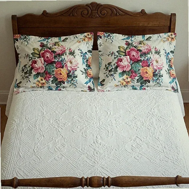 Set of 2 Vintage SPRINGS Standard Pillow Shams Cottagecore Floral Roses Pair 80s