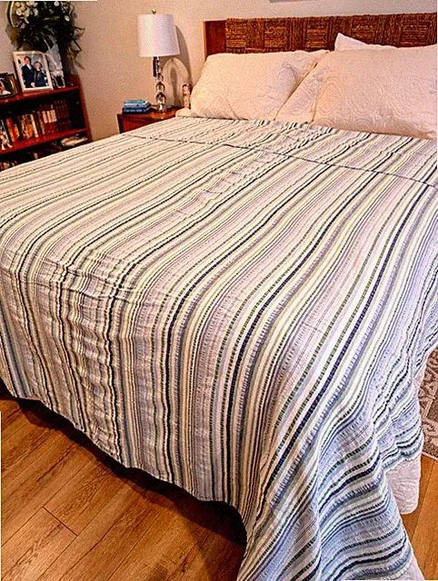 VERMONT COUNTRY STORE Seersucker Bedspread Fresh Stripe Cotton Queen 126x107