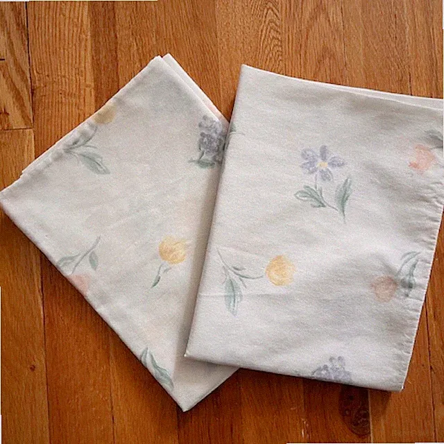 Vintage pair of pillowcases cottagecore floral Springs